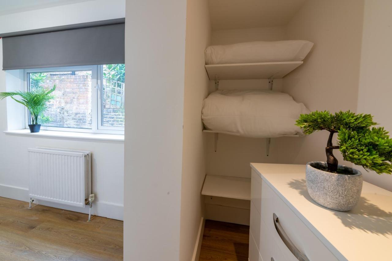 Stylish 2 Bedrooms Little Venice - 44 London Kültér fotó