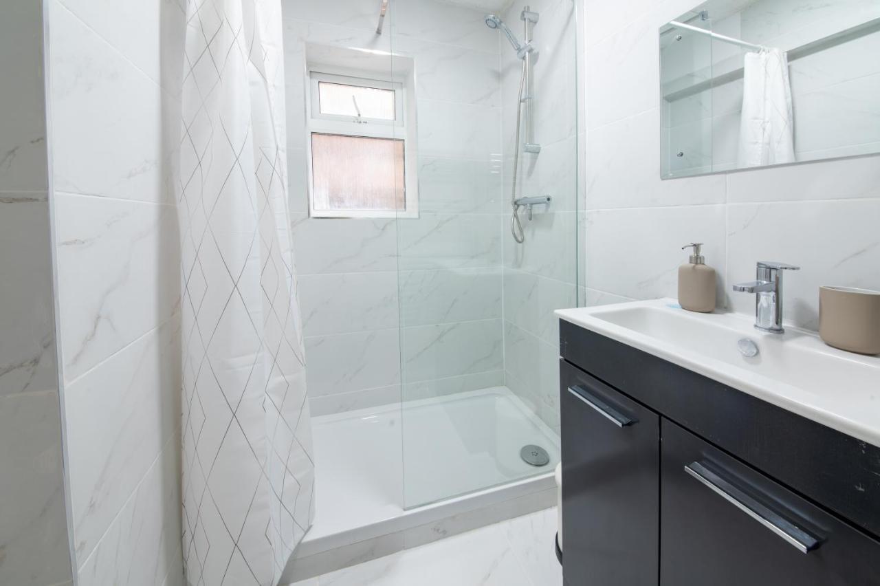 Stylish 2 Bedrooms Little Venice - 44 London Kültér fotó