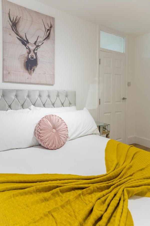 Stylish 2 Bedrooms Little Venice - 44 London Kültér fotó